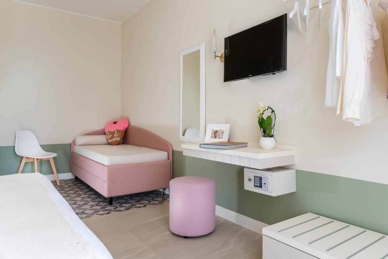 Pan Di Zenzero Icecream Hotel Rimini Eksteriør bilde